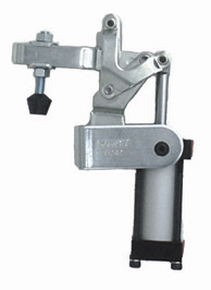 AC82